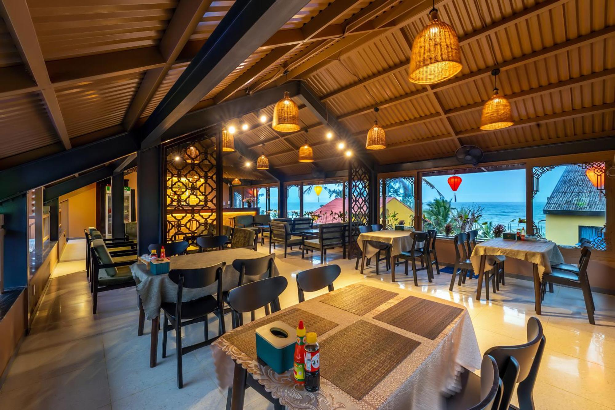 The Linh Seaside Villa Hoi An Bagian luar foto